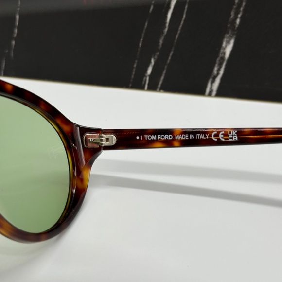 NEW TOM FORD TF1001 54N UNISEX PHOTOCHROMIC SUNGLASSES TOM FORD REX-02 FT1001/S - Picture 10 of 11